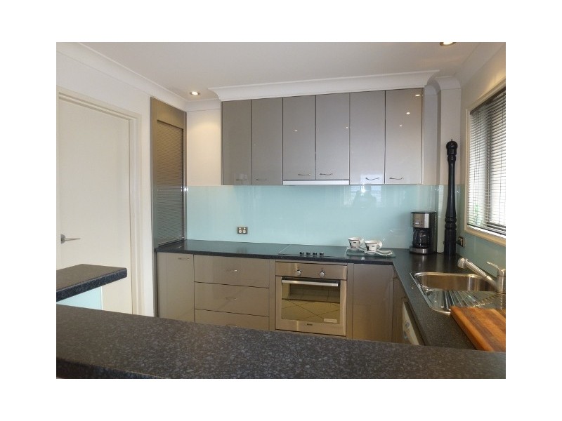 270 Marine Parade, Labrador QLD 4215