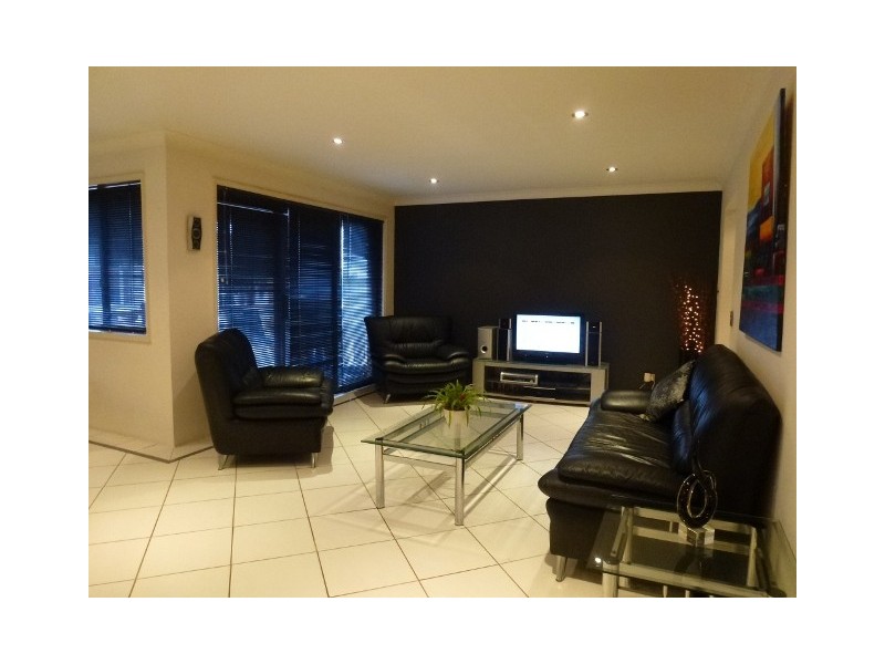 270 Marine Parade, Labrador QLD 4215