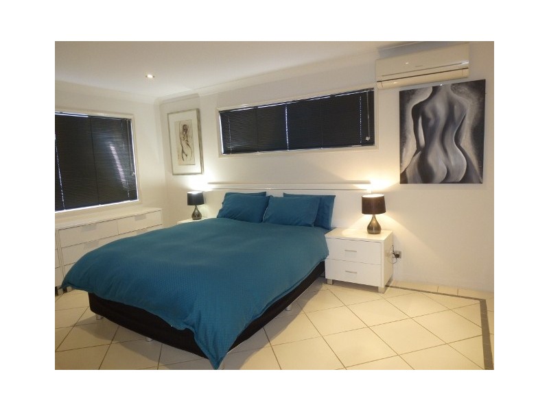 270 Marine Parade, Labrador QLD 4215