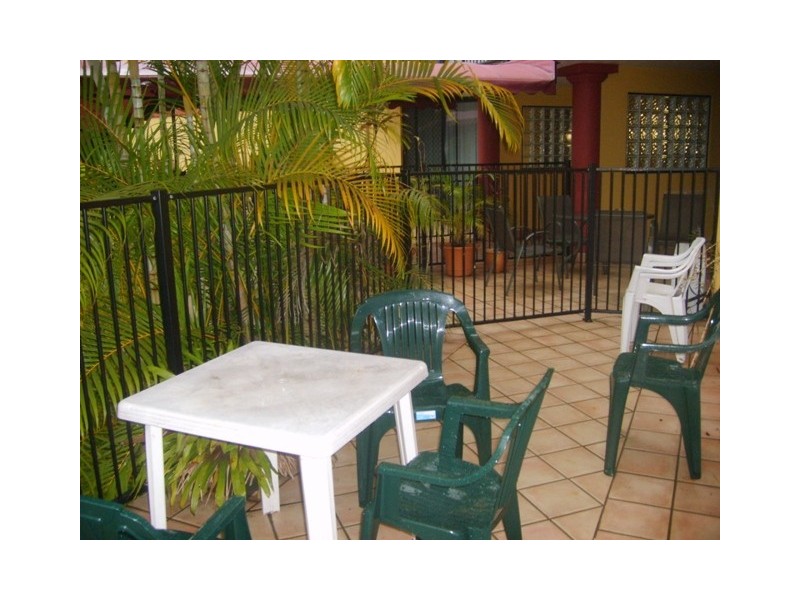 10 Bath Street (Mango Cove), Labrador QLD 4215