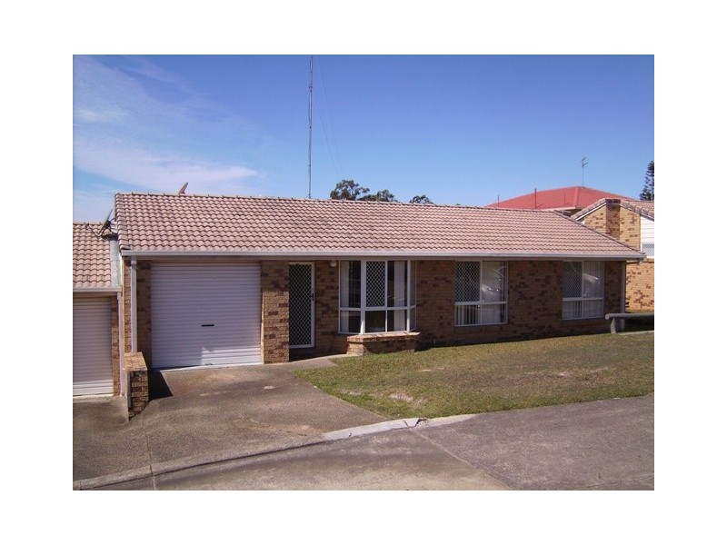 25 McMillan Street, Labrador QLD 4215