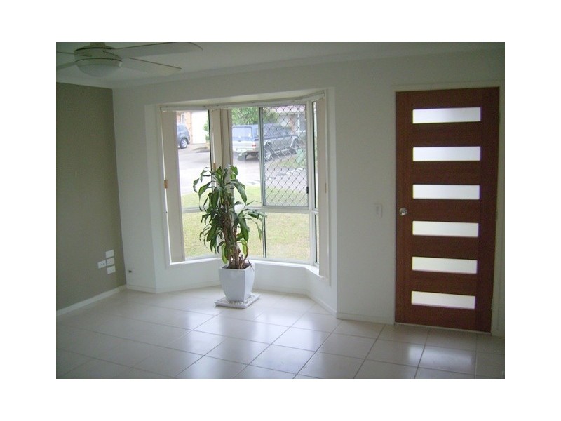 25 McMillan Street, Labrador QLD 4215