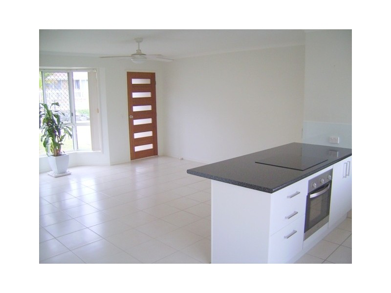 25 McMillan Street, Labrador QLD 4215