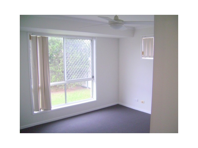 25 McMillan Street, Labrador QLD 4215