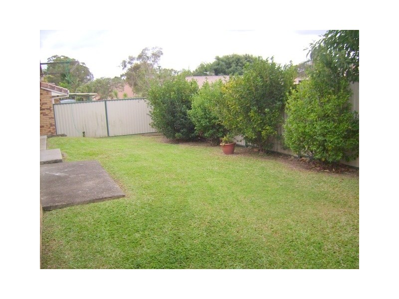 25 McMillan Street, Labrador QLD 4215