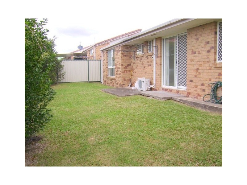 25 McMillan Street, Labrador QLD 4215