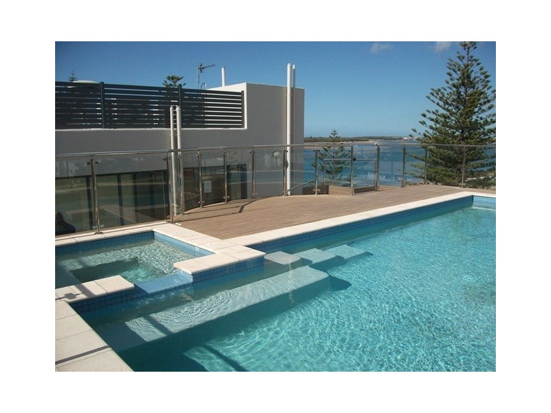 Biggera Waters QLD 4216