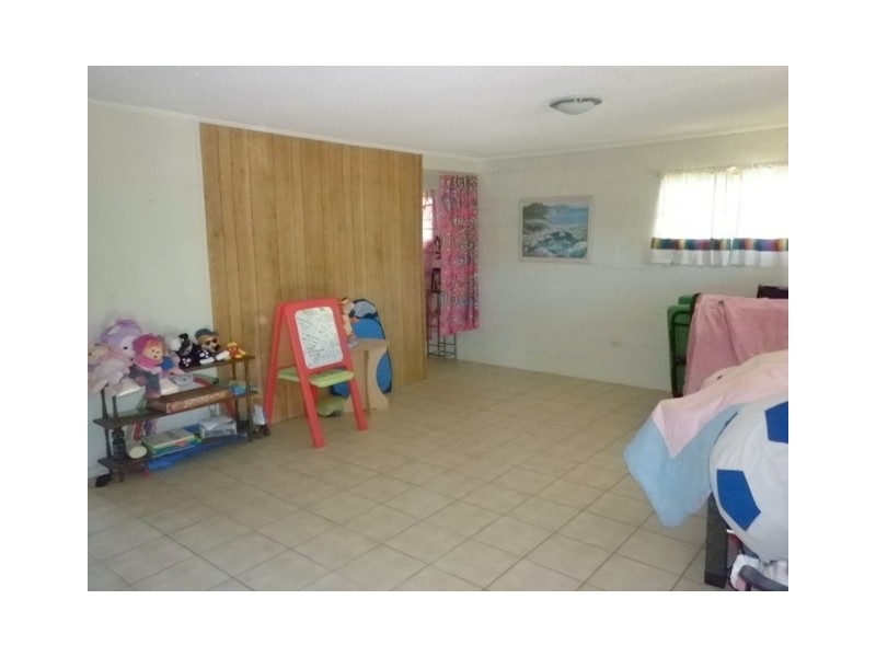 26 Cawthray Street, Biggera Waters QLD 4216