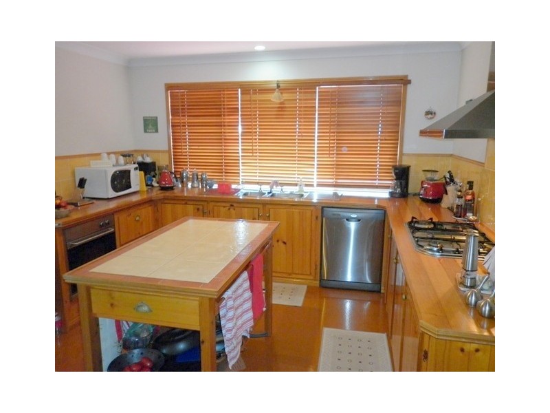 59 Central Street, Labrador QLD 4215