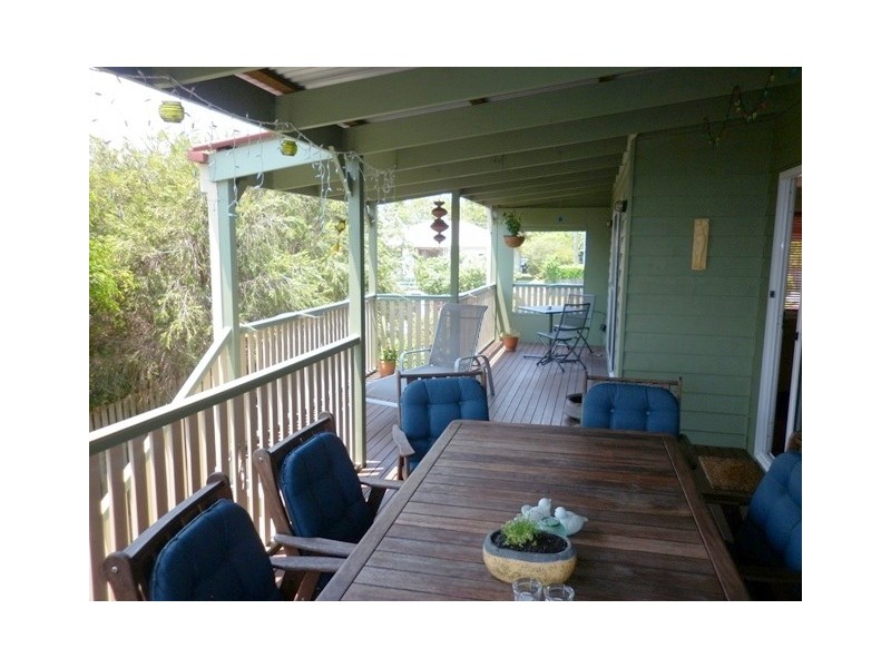 59 Central Street, Labrador QLD 4215