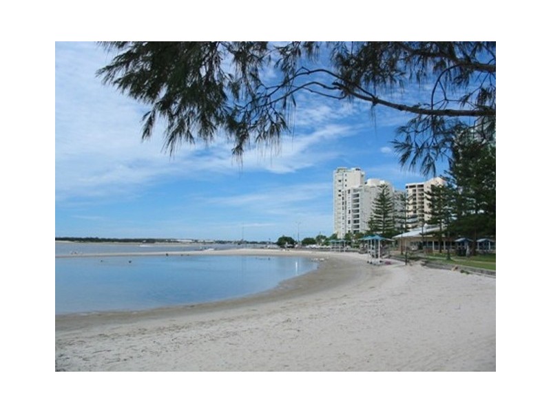 86 Muir Street, Labrador QLD 4215