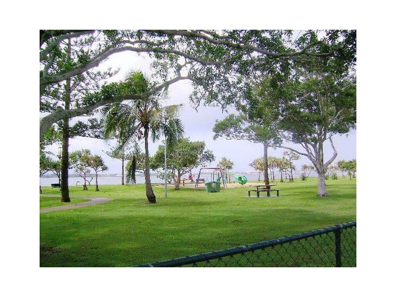 86 Muir Street, Labrador QLD 4215