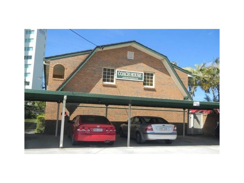 11 Frank Street, Labrador QLD 4215