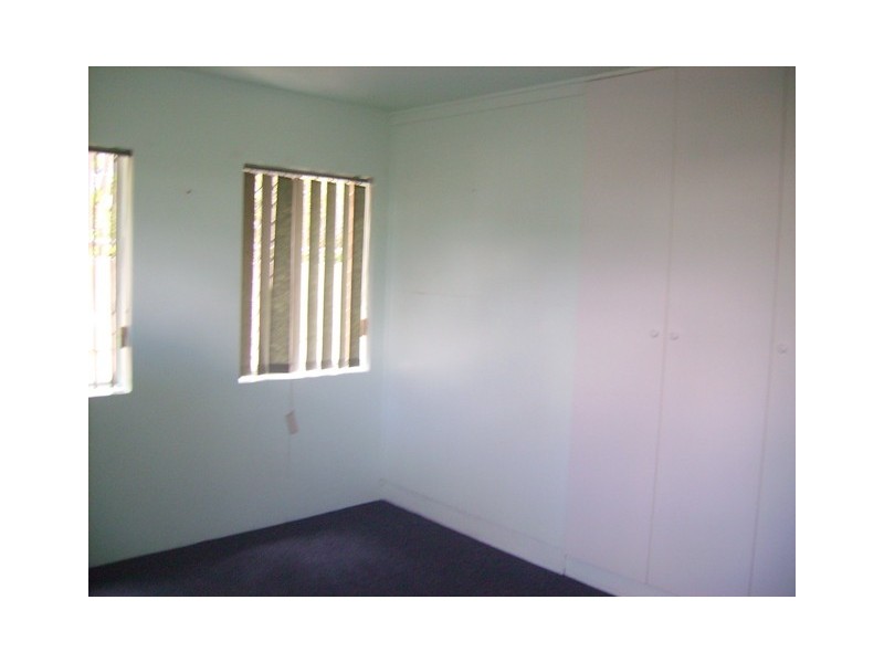 2/312 Marine Parade, Labrador QLD 4215