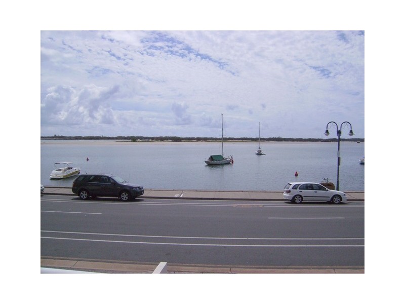 3/312 Marine Parade, Labrador QLD 4215