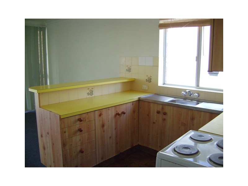 4/312 Marine Parade, Labrador QLD 4215