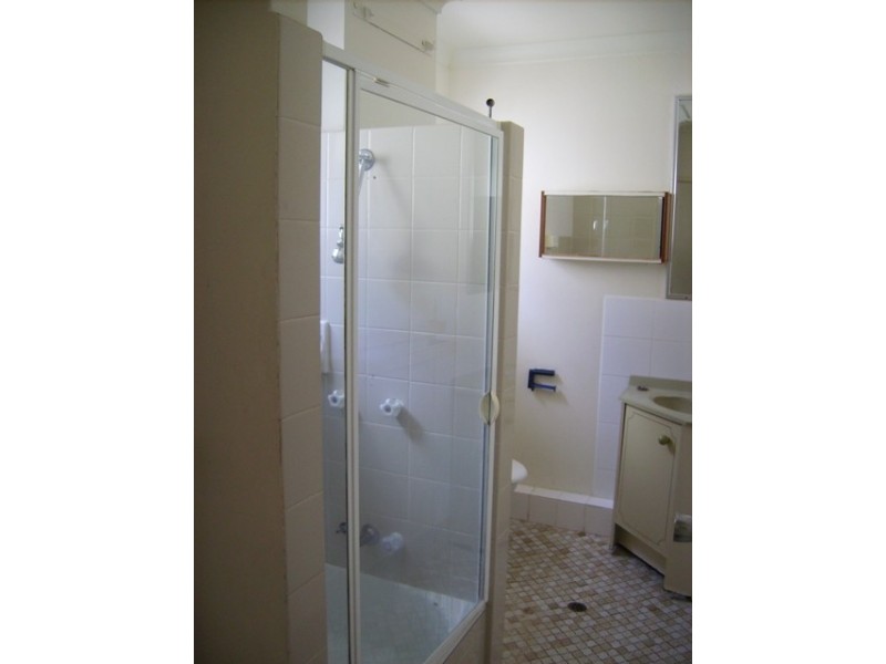 4/312 Marine Parade, Labrador QLD 4215