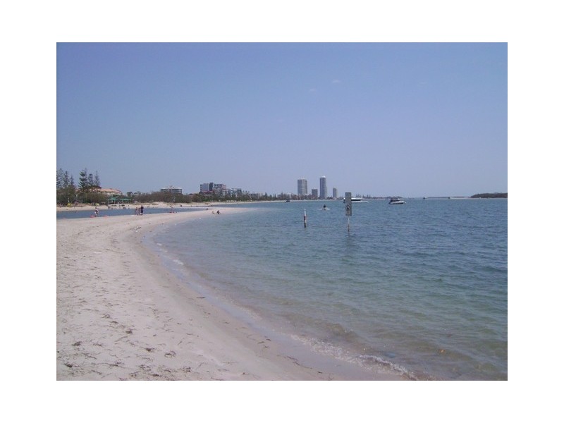 4/312 Marine Parade, Labrador QLD 4215