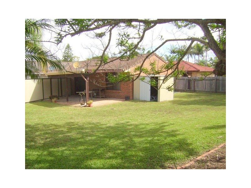 47 Botanical Drive, Labrador QLD 4215
