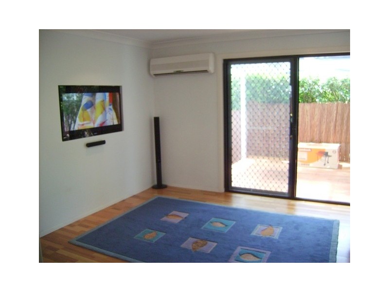 38 Central Street, Labrador QLD 4215