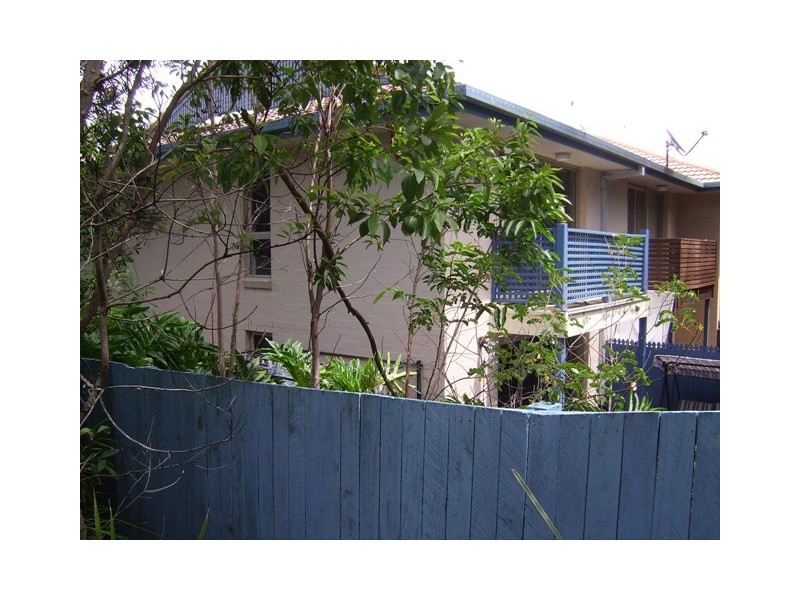 79 Government Road, Labrador QLD 4215