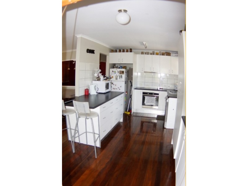 7 Hepworth Street, Arundel QLD 4214