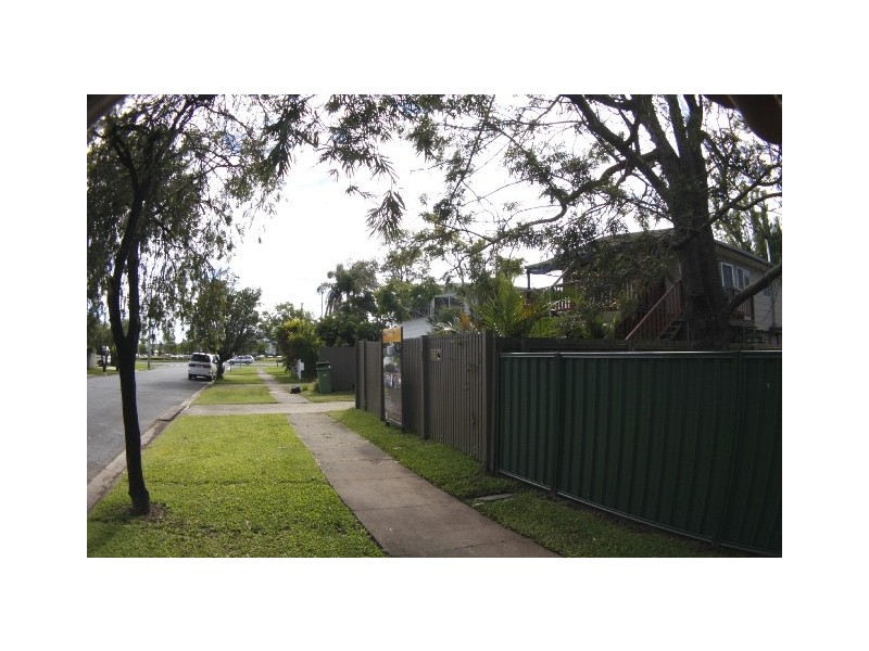 7 Hepworth Street, Arundel QLD 4214