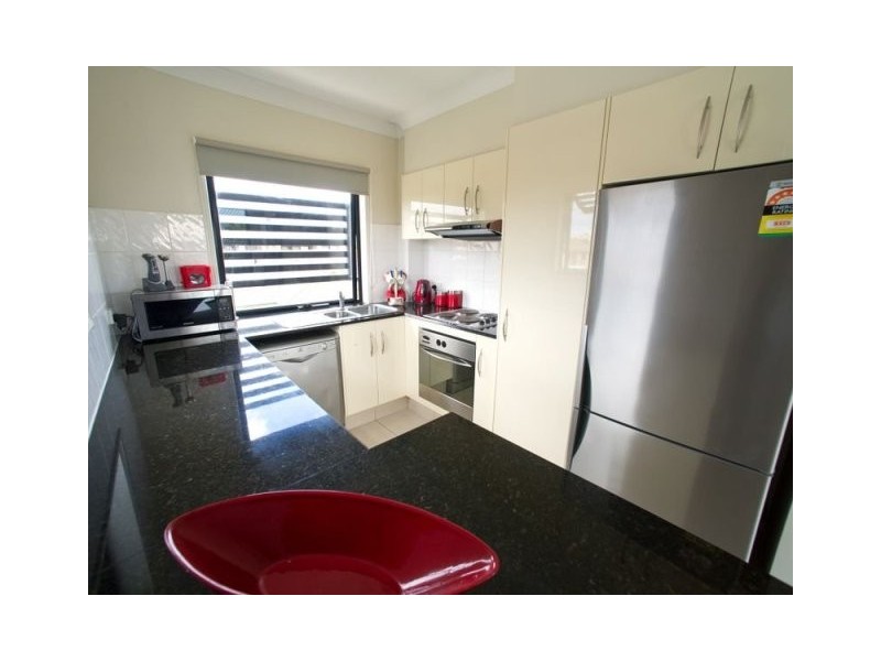 Labrador QLD 4215