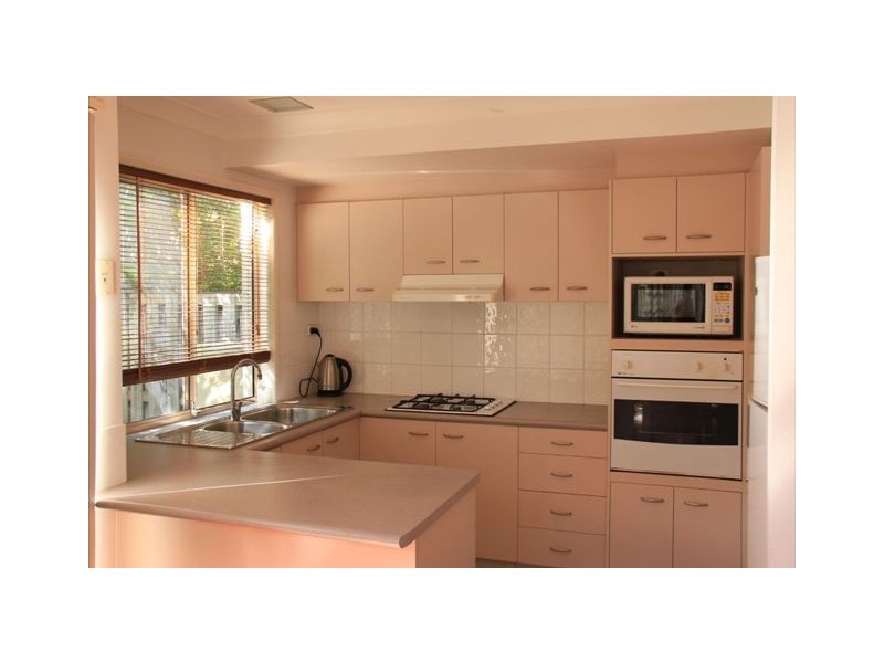 45 Harley Street, Labrador QLD 4215