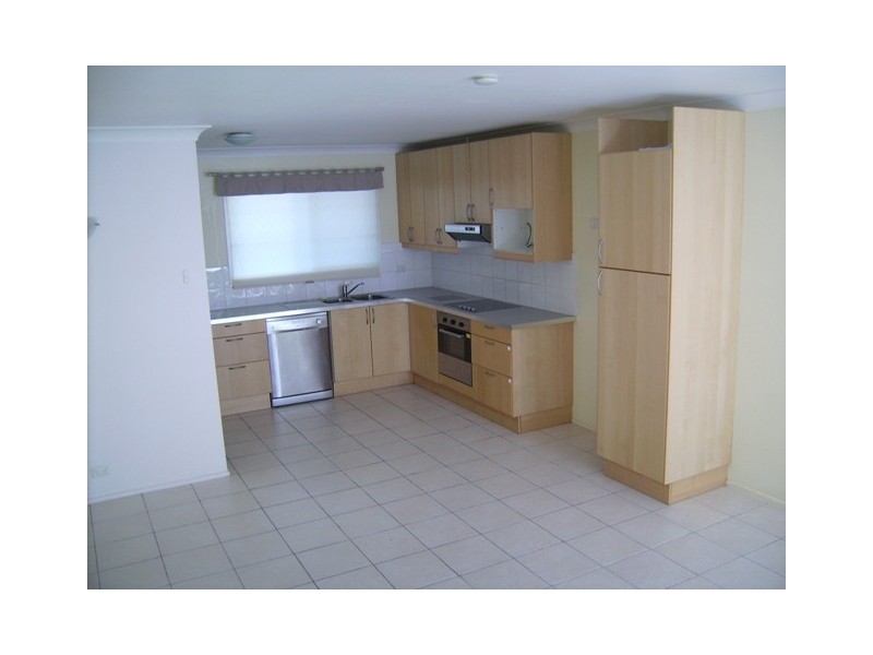 11 Frank Street, Labrador QLD 4215