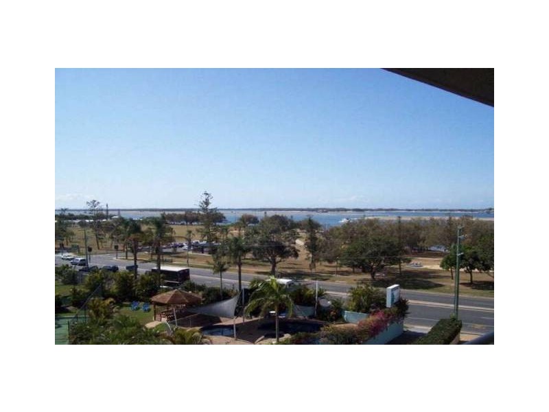 106 Marine Parade (Rays Resort), Southport QLD 4215