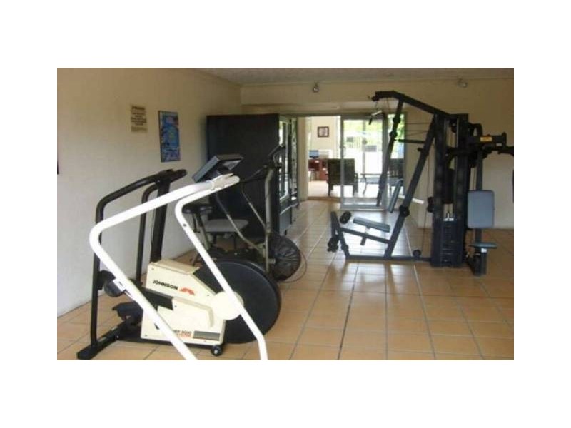 106 Marine Parade (Rays Resort), Southport QLD 4215