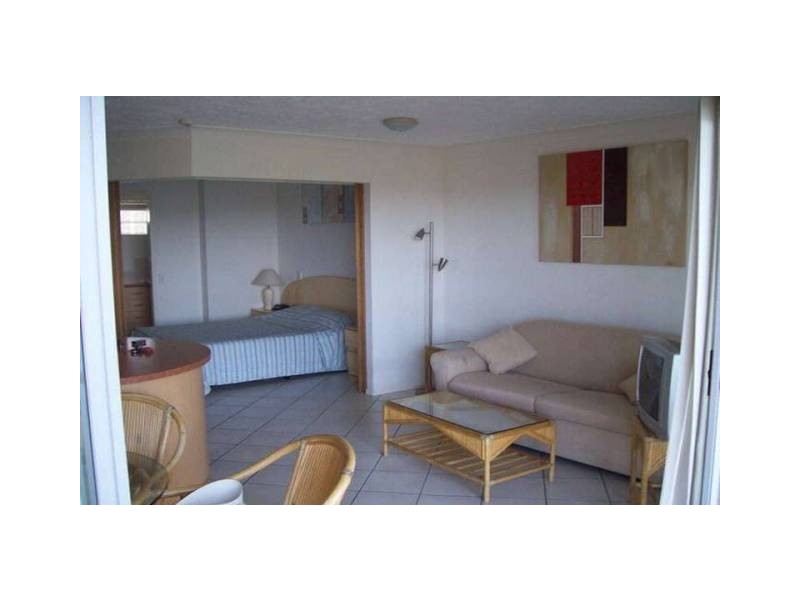 106 Marine Parade (Rays Resort), Southport QLD 4215