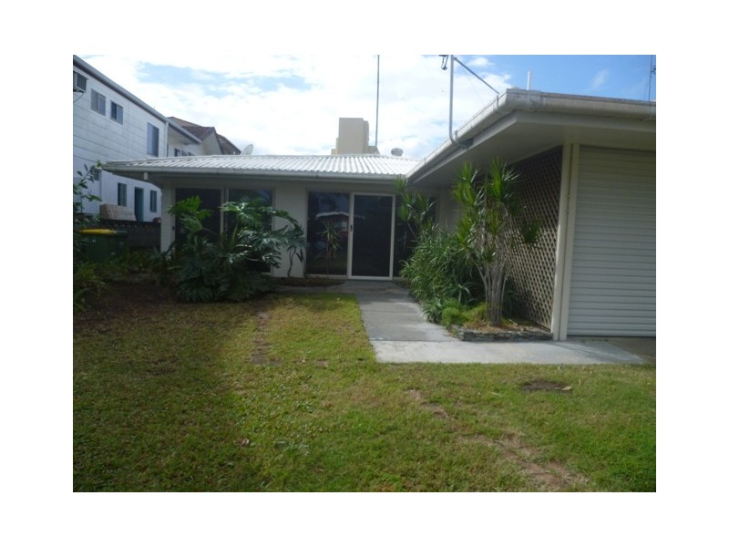 Biggera Waters QLD 4216