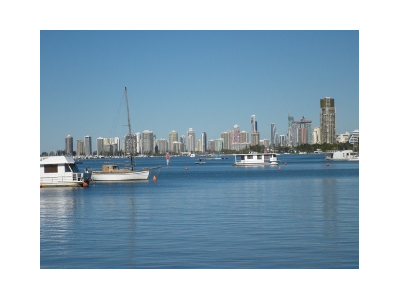 312 Marine Parade, Labrador QLD 4215