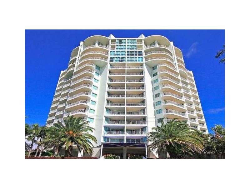 182 Marine Parade (Crystal Bay Resort), Labrador QLD 4215