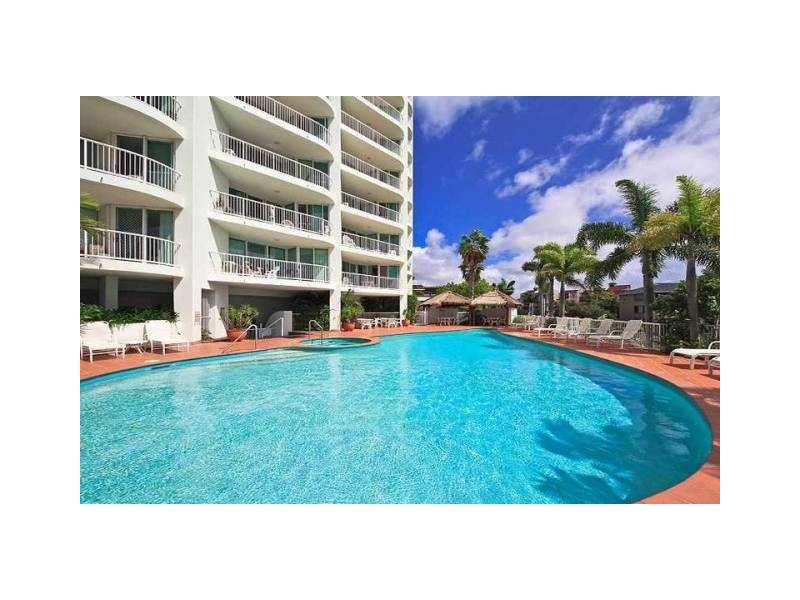 182 Marine Parade (Crystal Bay Resort), Labrador QLD 4215