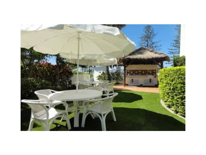 182 Marine Parade (Crystal Bay Resort), Labrador QLD 4215