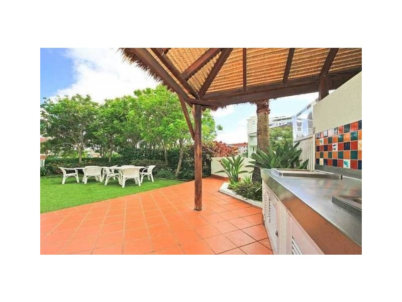 182 Marine Parade (Crystal Bay Resort), Labrador QLD 4215