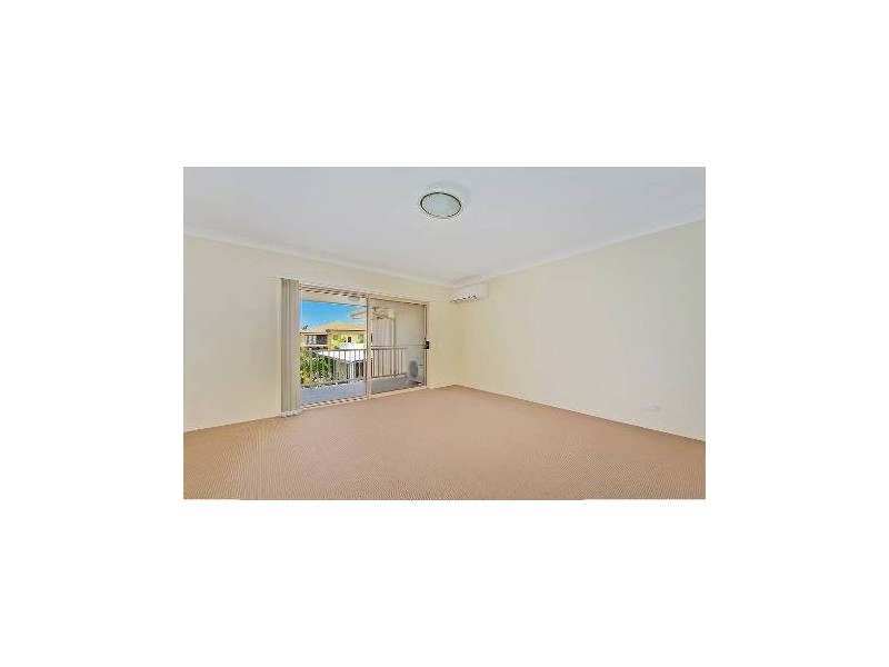 4 Sykes Court, Southport QLD 4215