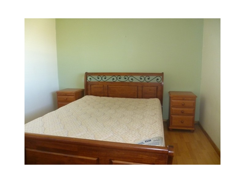 4 Marine Parade, Southport QLD 4215