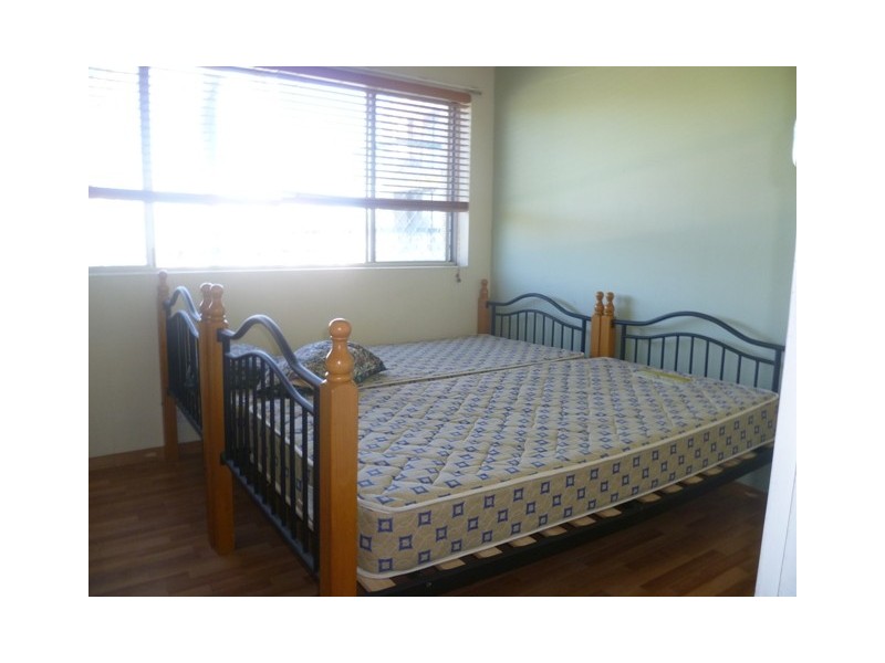 4 Marine Parade, Southport QLD 4215