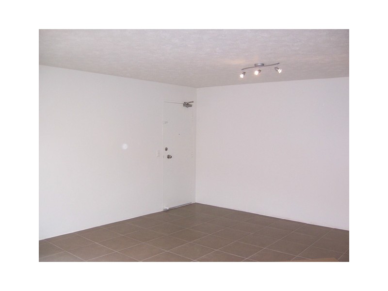 3 Ahern Street, Labrador QLD 4215