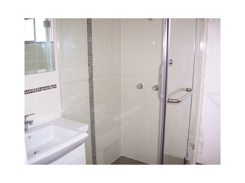 3 Ahern Street, Labrador QLD 4215