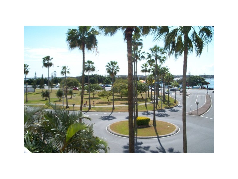 30 Marine Parade, Southport QLD 4215