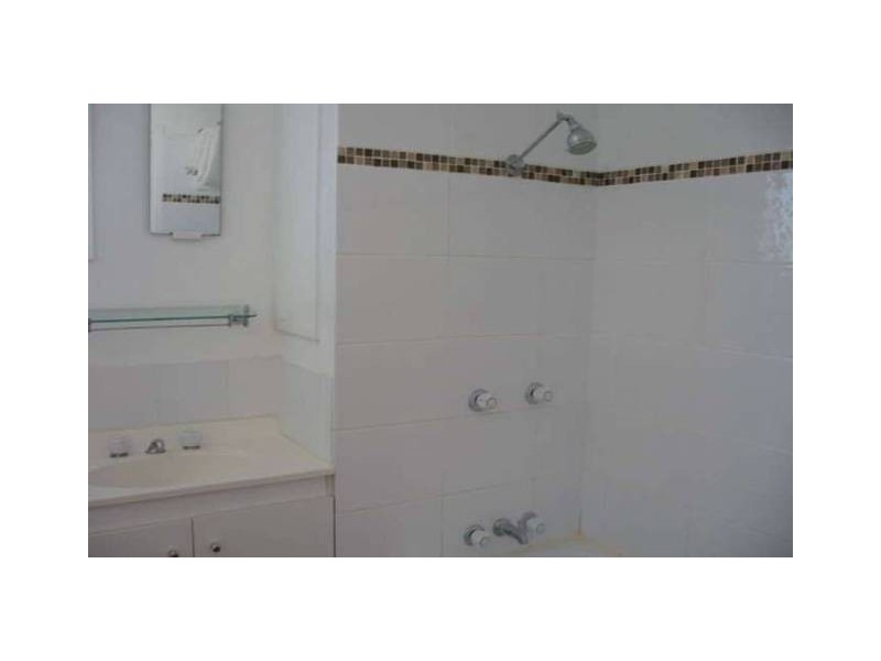 20 Bright Avenue, Labrador QLD 4215