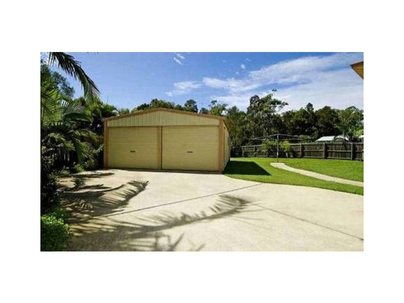 16 Petrel Place, Jacobs Well QLD 4208