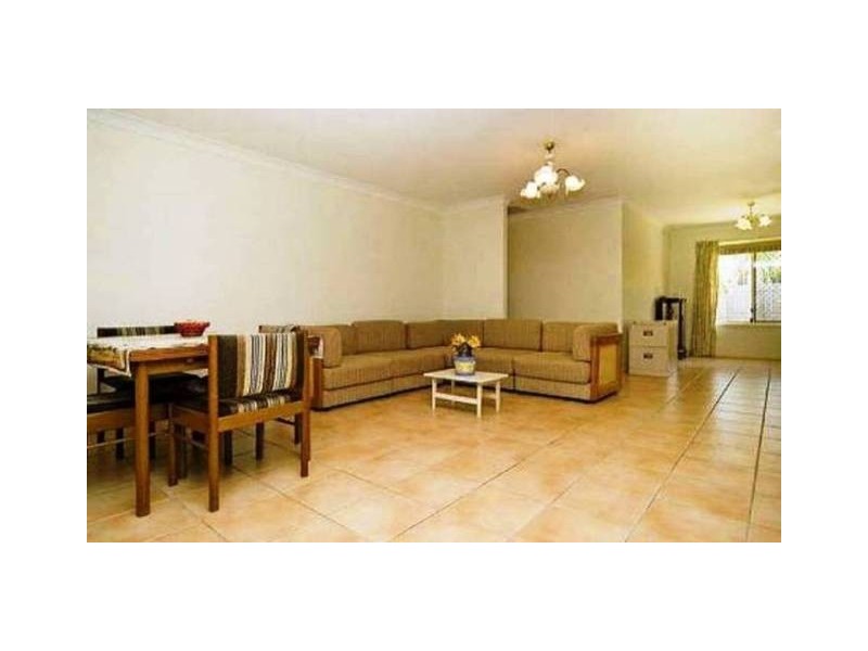 16 Petrel Place, Jacobs Well QLD 4208