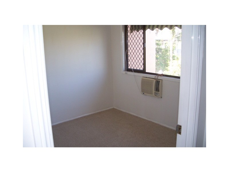 202 Central Street, Labrador QLD 4215