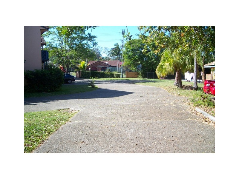202 Central Street, Labrador QLD 4215